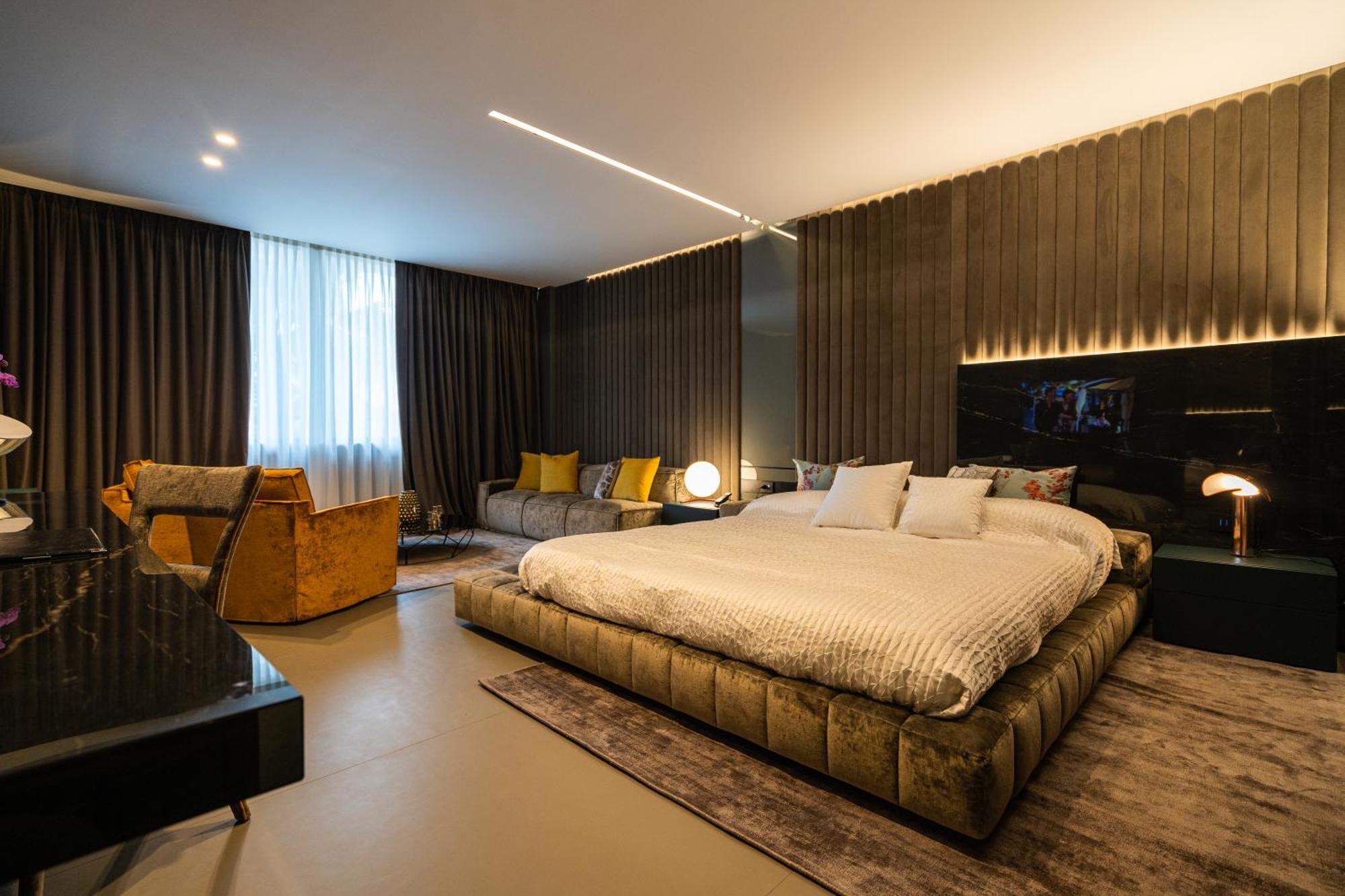 Deluxe Double Room Spa Access